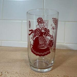 Kraft Swanky Swig Glass Bustlin Betsy Juice Glass
